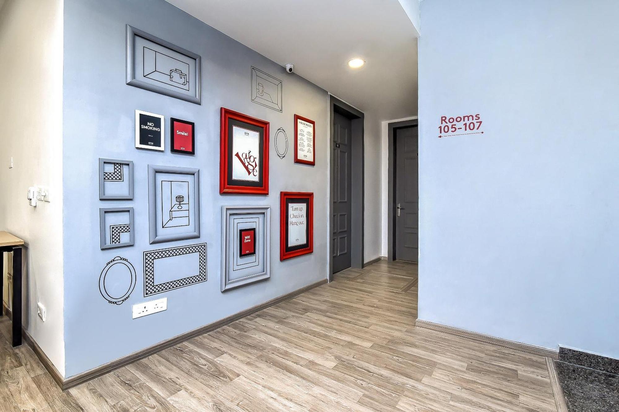 Super Townhouse Mannat Rohini 16 Hotell Delhi  Eksteriør bilde